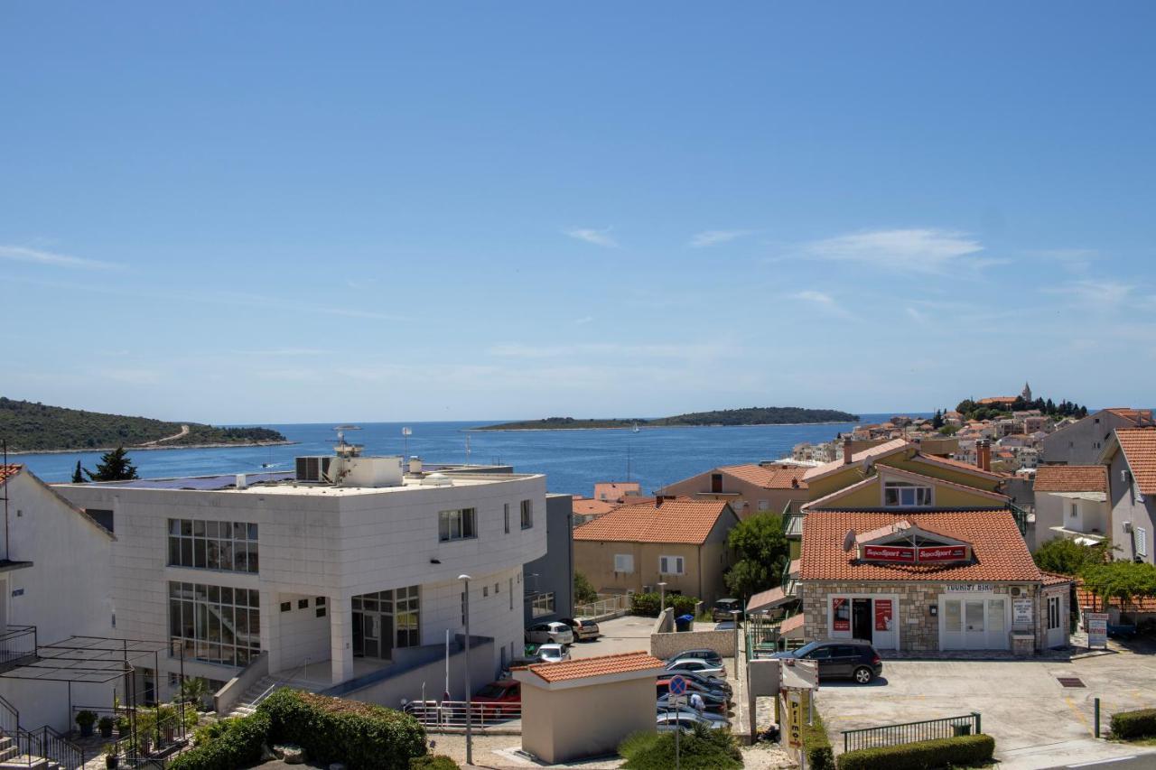 Vila Primo Primošten Esterno foto