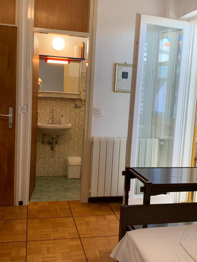 Vila Primo Primošten Esterno foto