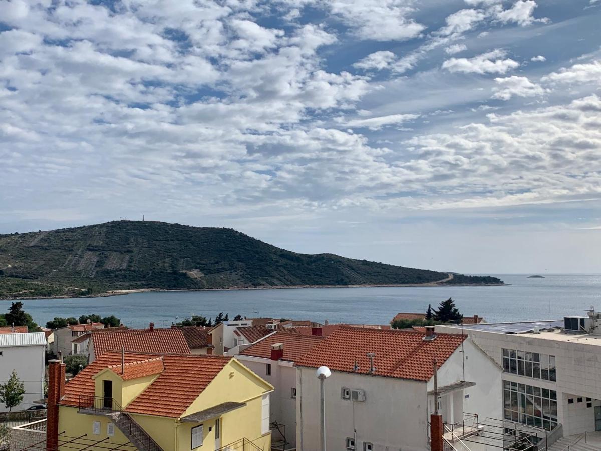 Vila Primo Primošten Esterno foto